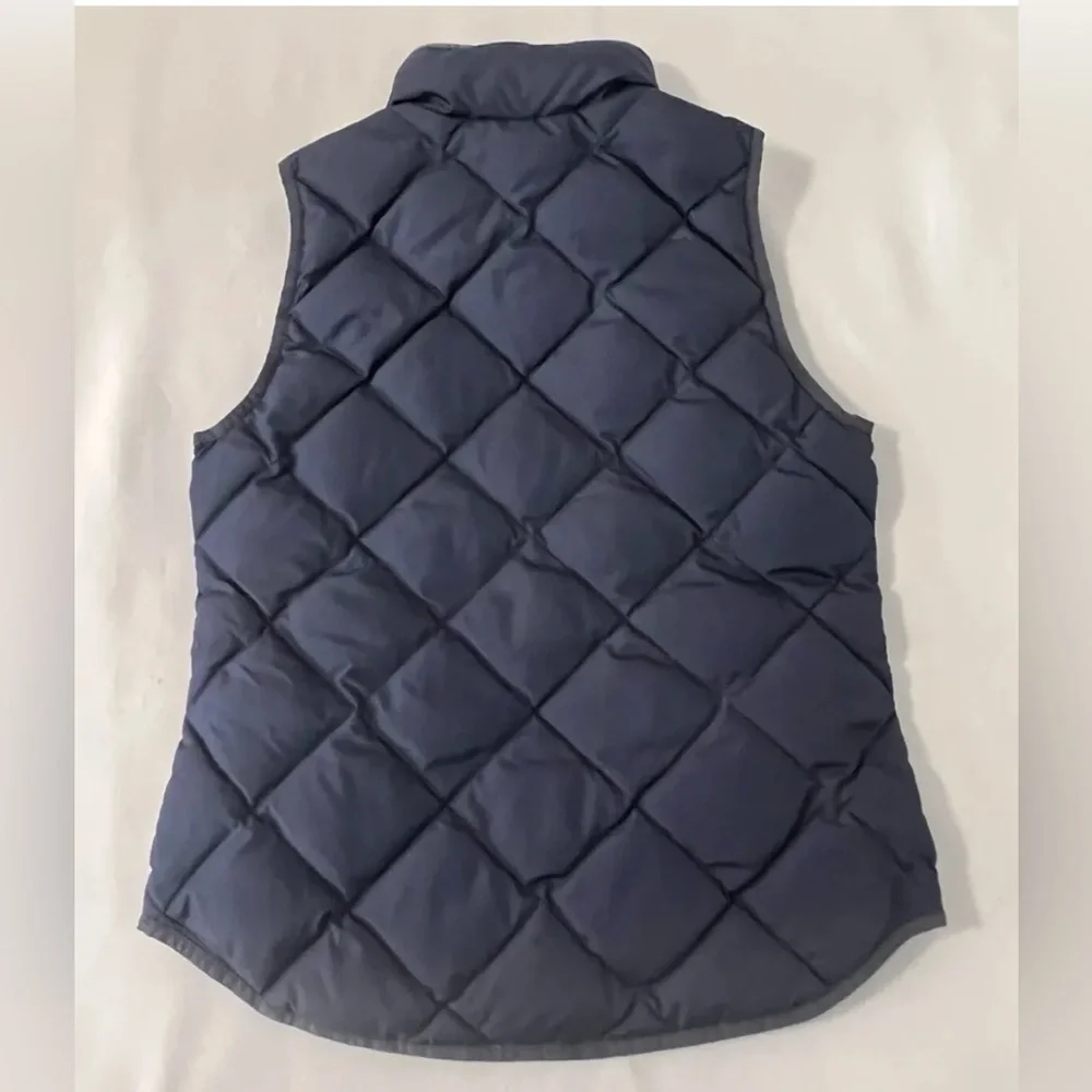 J. CREW Navy Blue Excursion quilted down full‎ zip puffer vest Women's Sz XS
